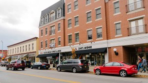 Shopping on South Avenue in South Wedge