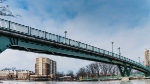 bridge from University of Rochester to Brooks Landing